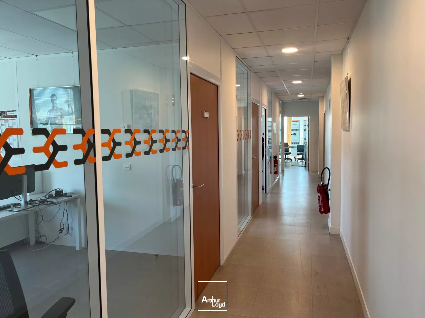 Plateau de bureaux de 776 m² à louer - proximité gare Cergy Préfecture.
