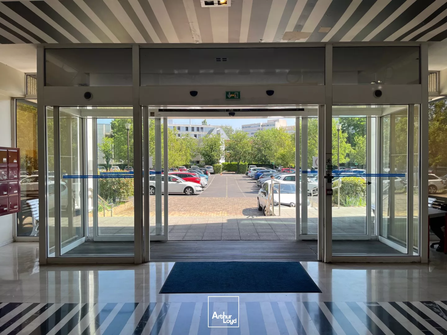 Plateau de bureaux de 776 m² à louer - proximité gare Cergy Préfecture.