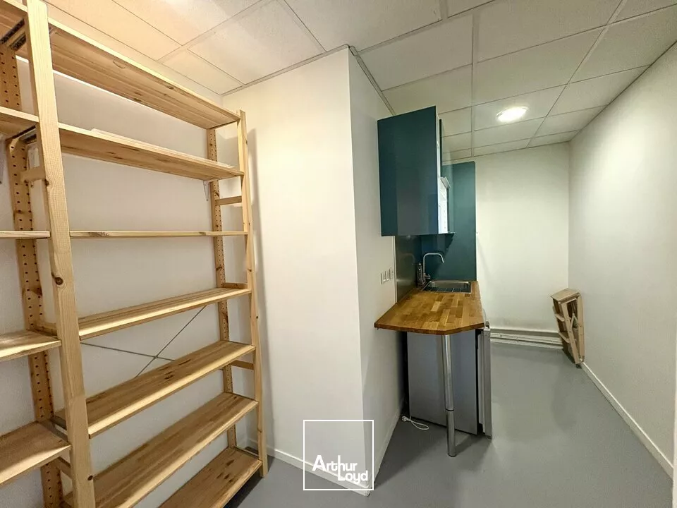 DIJON - AXE DRAPEAU / REPUBLIQUE - A LOUER