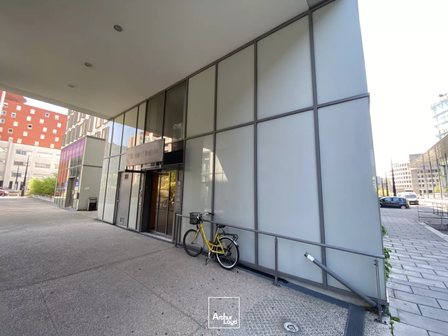 2 BUREAUX A LOUER DE 334 M² - SECTEUR PALAIS DE JUSTICE A GRENOBLE 