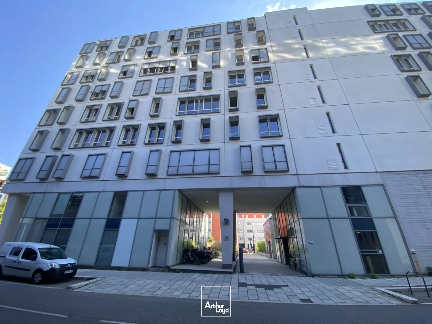 2 BUREAUX A LOUER DE 334 M² - SECTEUR PALAIS DE JUSTICE A GRENOBLE 