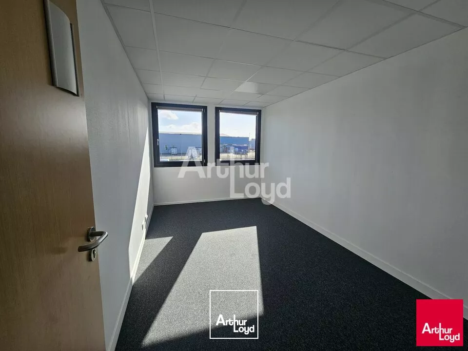 ANGERS EST bureaux de 192 m² à louer au RDC