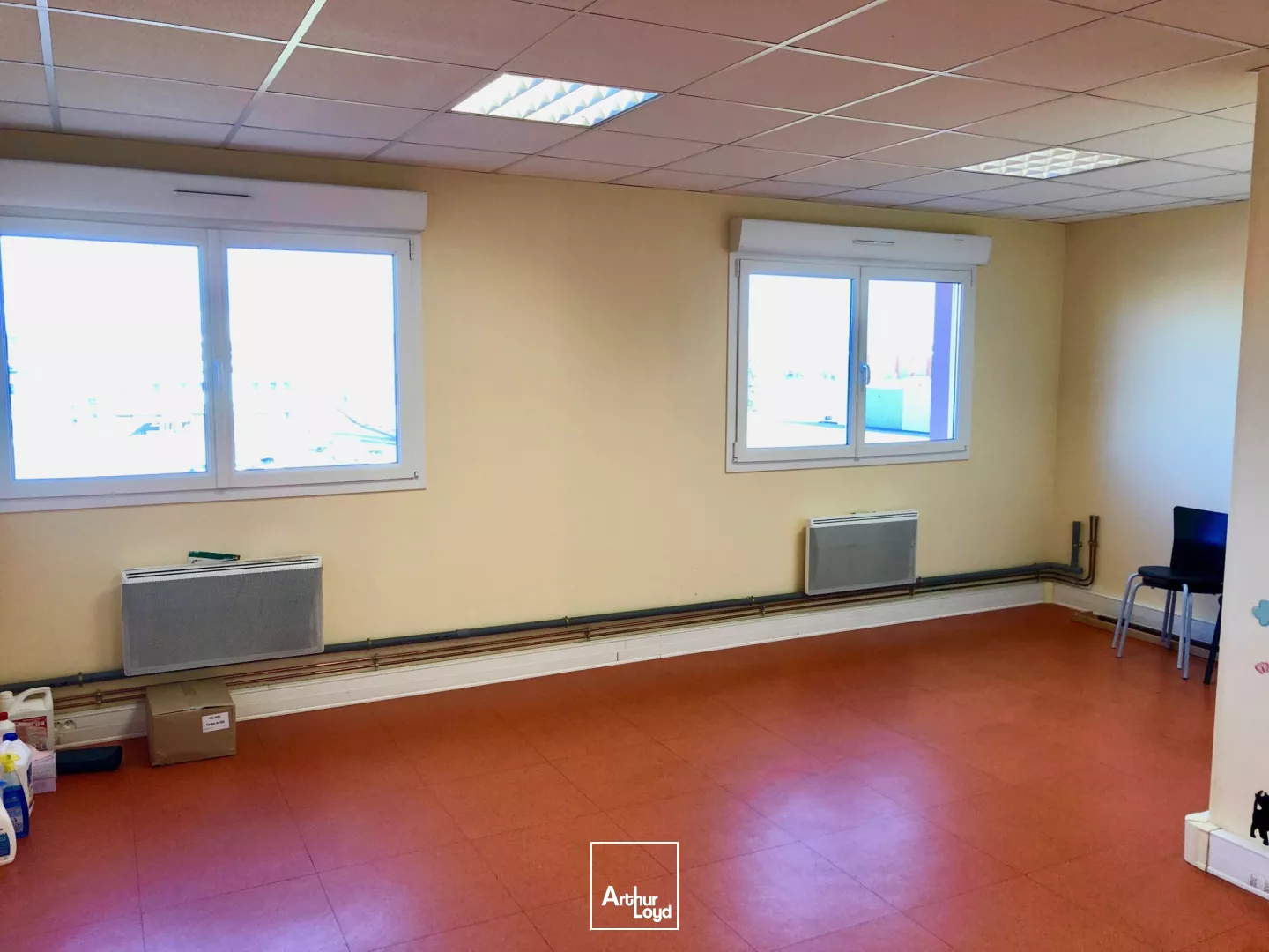 A LOUER BUREAUX DE 25 M2 À 90 M2 - BEAUVAIS 