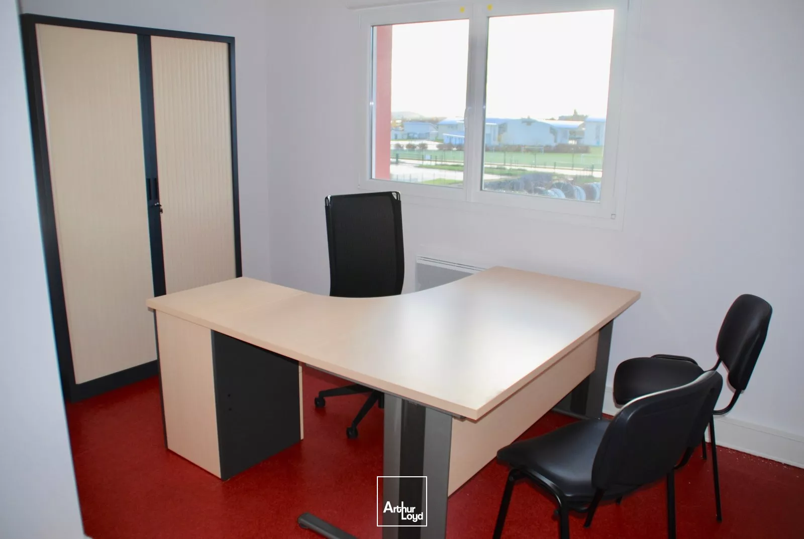 A LOUER BUREAUX DE 25 M2 À 90 M2 - BEAUVAIS 