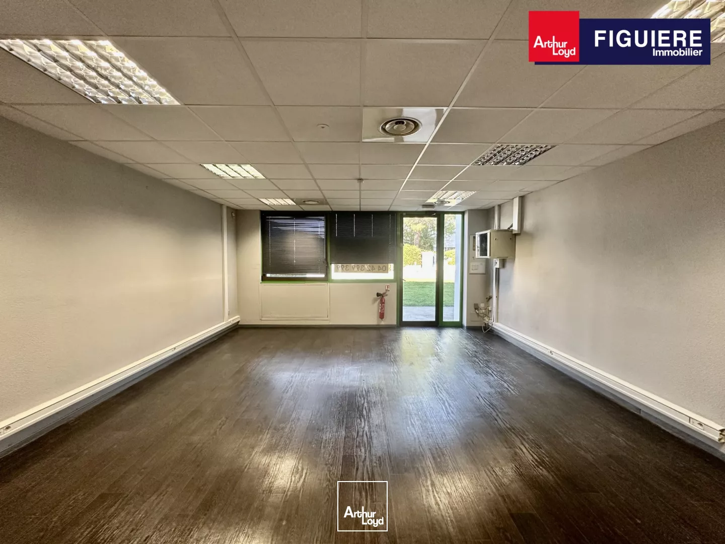 EN EXCLUSIVITE - Locaux mixtes à VENDRE ou à LOUER sur le Pôle d'Activités d'AIX EN PROVENCE