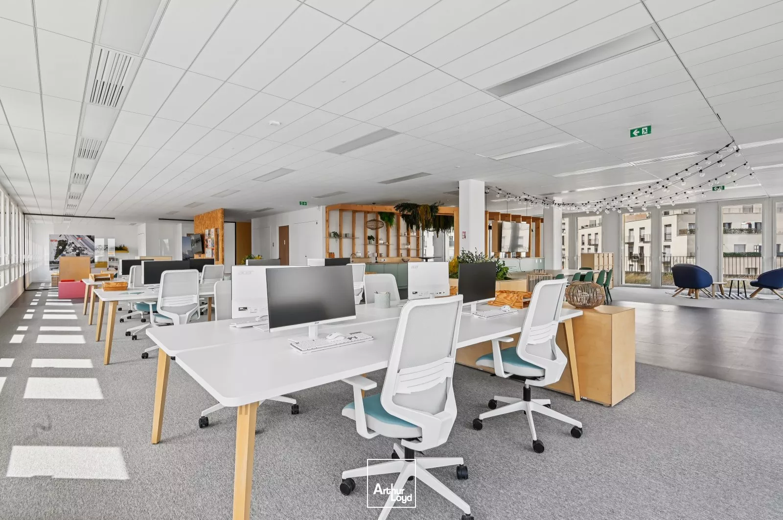 Immeuble neuf TRIBU - Bureaux à louer - Paris 19 - RER E - Tram