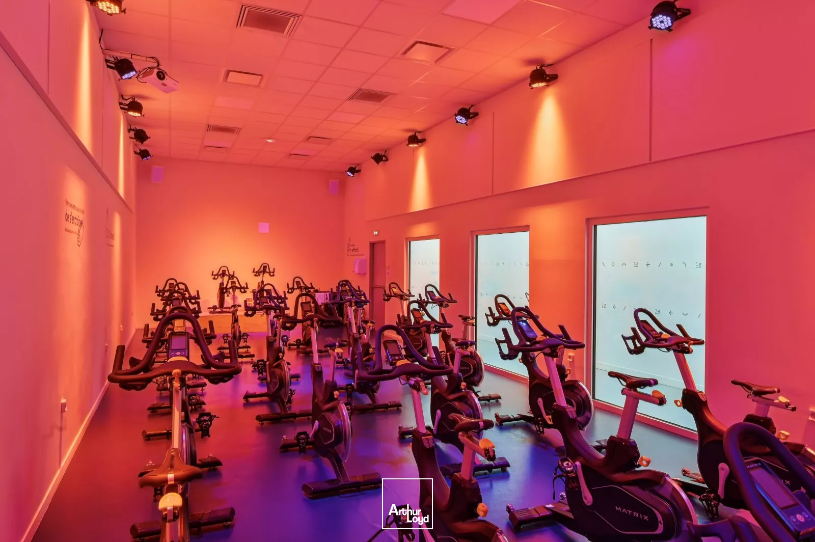 Immeuble neuf TRIBU - Bureaux à louer - Paris 19 - RER E - Tram