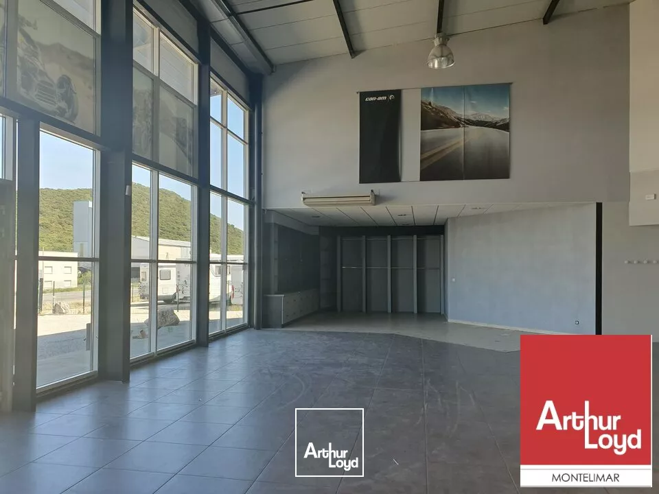 MONTÉLIMAR SUD - MALATAVERNE - A VENDRE - BÂTIMENT INDÉPENDANT D'ENVIRON 1150 M2