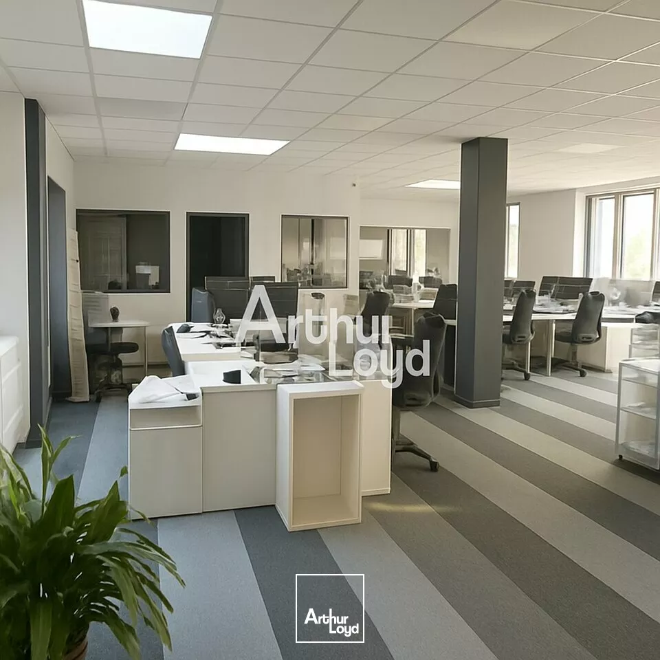 A VENDRE POITIERS CENTRE VILLE PLATEAU DE BUREAUX AVEC 8 PLACES DE STATIONNEMENT