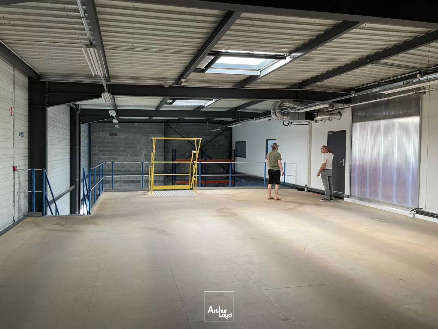 local d'activité belle image 440 m² - location