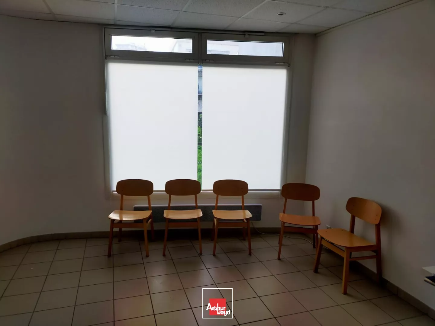 LOCAL COMMERCIAL OU BUREAU 45 M² A VENDRE GRENOBLE GENERAL FERRIE