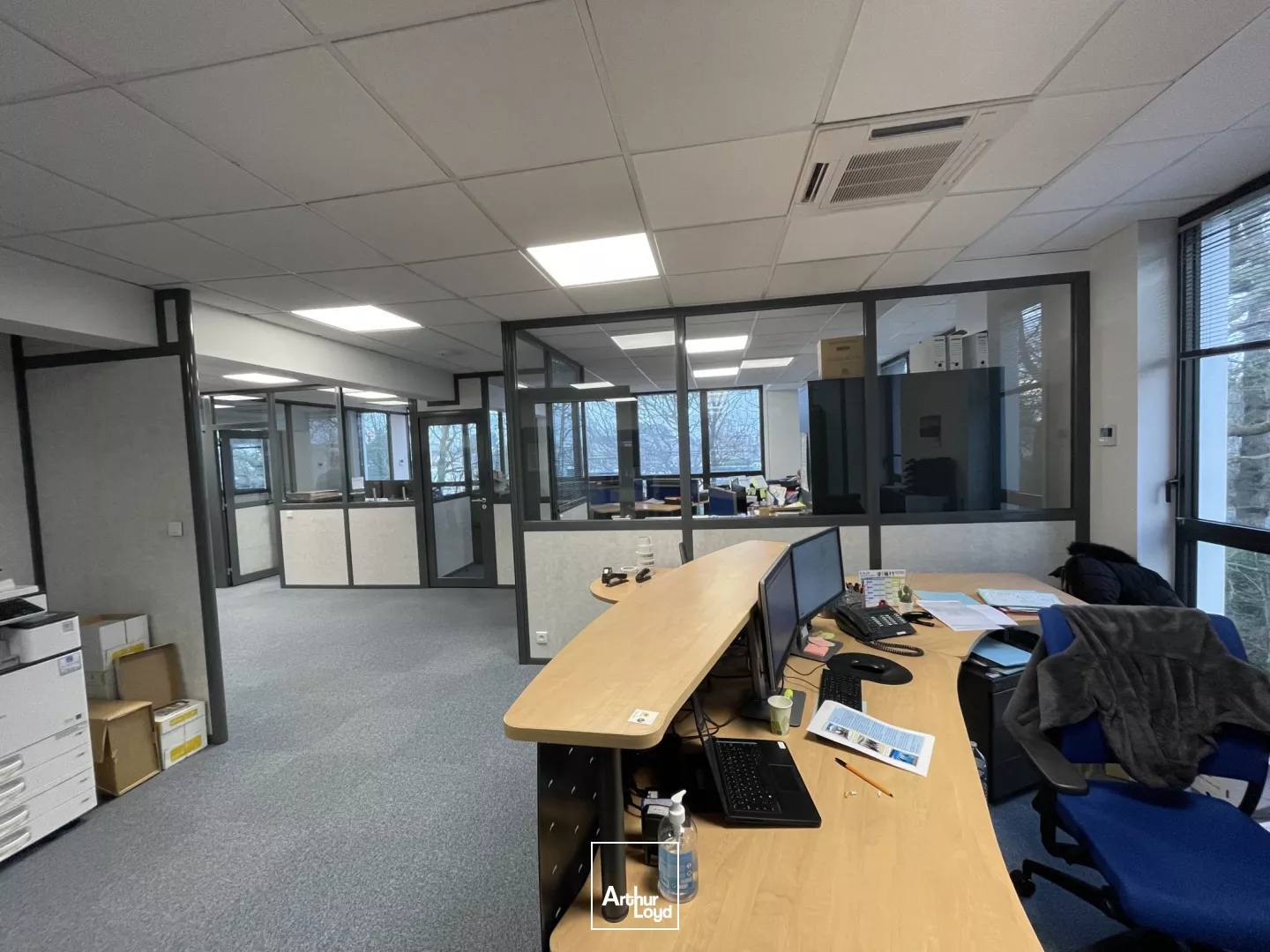 BUREAUX RÉNOVÉS À LOUER-245 M²-TECHNOPARC DE L'AUBINIÈRE