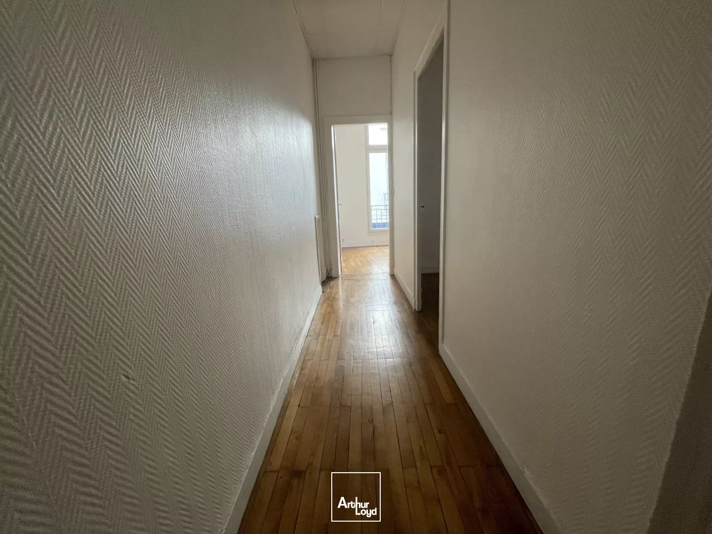 BUREAUX PLACE ROYALE 