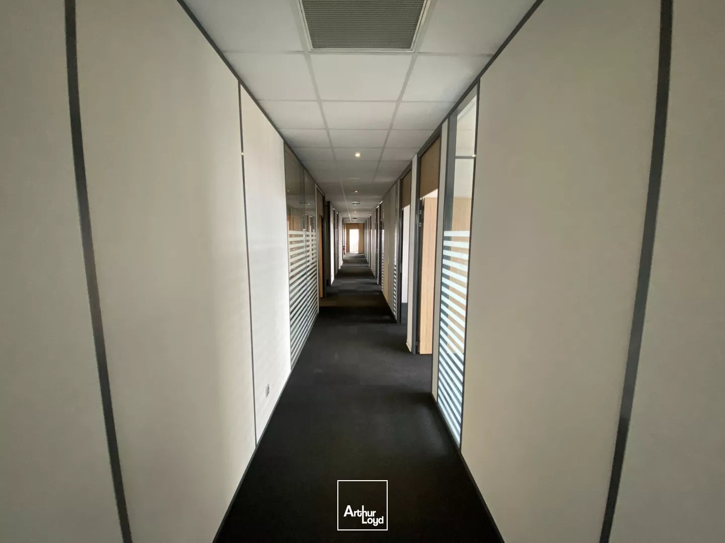 Plateaux de bureaux à louer à Villenave d'Ornon sortie n°17