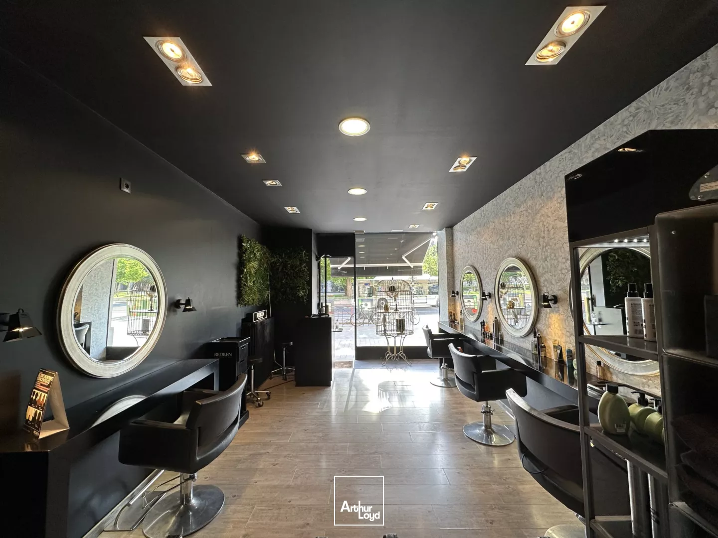 Cession de bail local commercial de 28 m2 dans le Triangle d'Or à Bordeaux