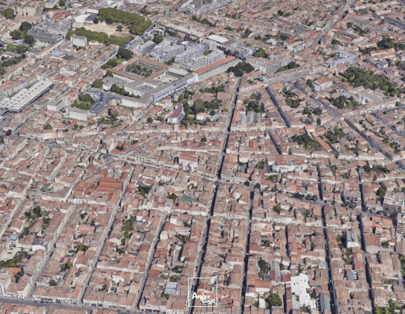 À louer local commercial de 100 m² à Bordeaux SUD. 