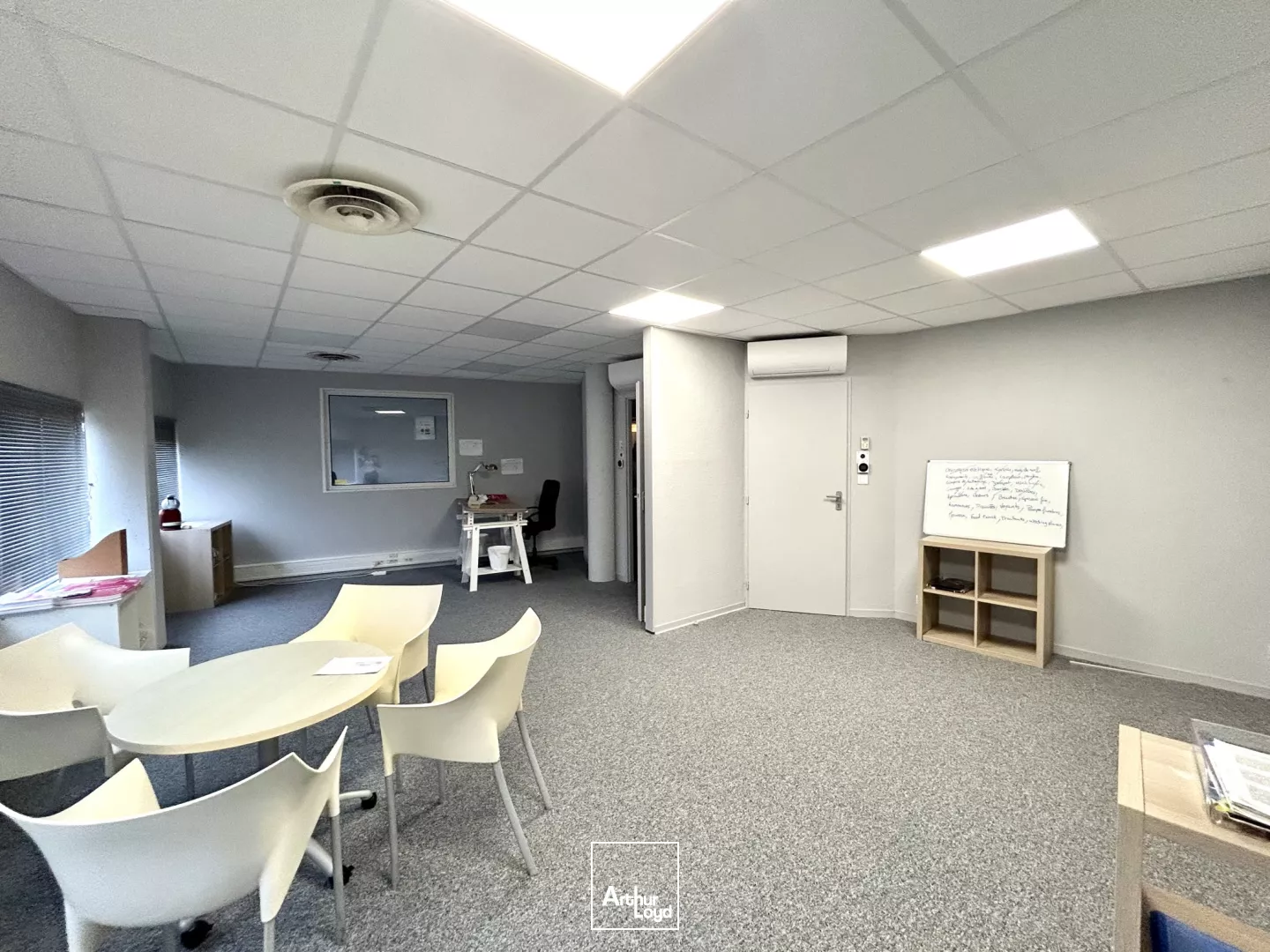 Bureaux à louer proche tram - Mérignac Chemin Long