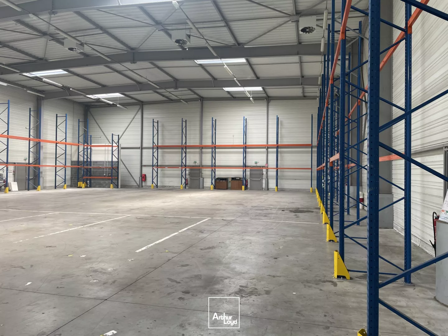 A Louer A vendre Entrepôt situé à Cambrai