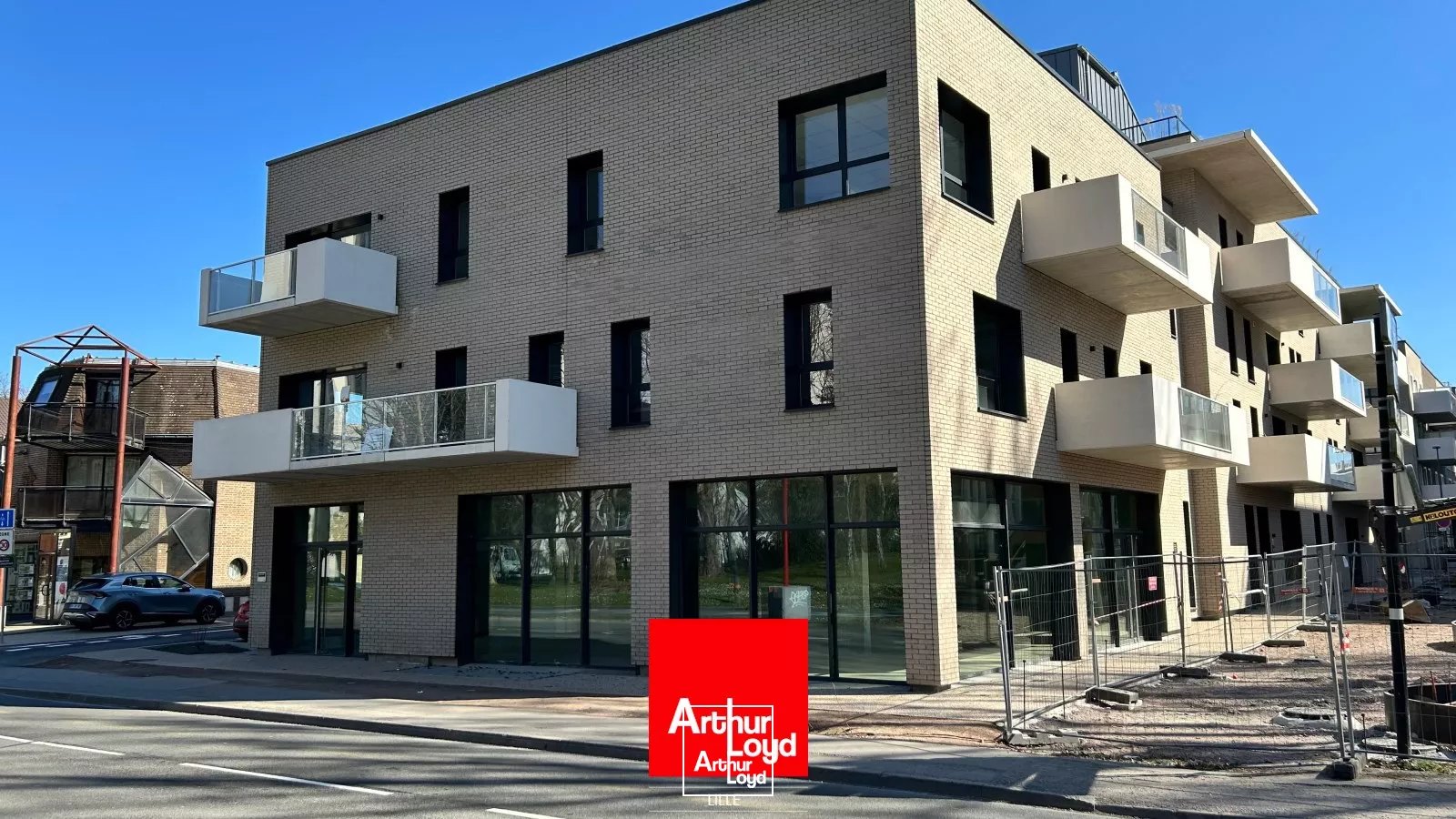 Locaux commerciaux à louer à La Madeleine - Immeuble Sensorium - Emplacement Premium aux portes de Lille