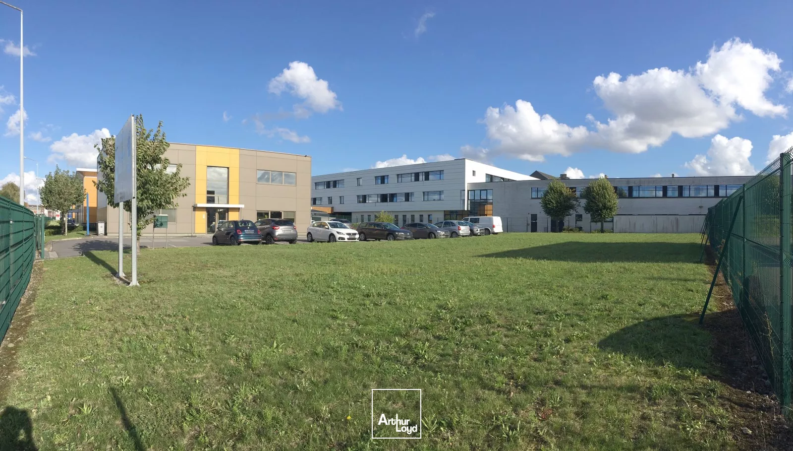 Armentières bureaux à louer rocade A25 belles prestations rt 2012 immeuble récent