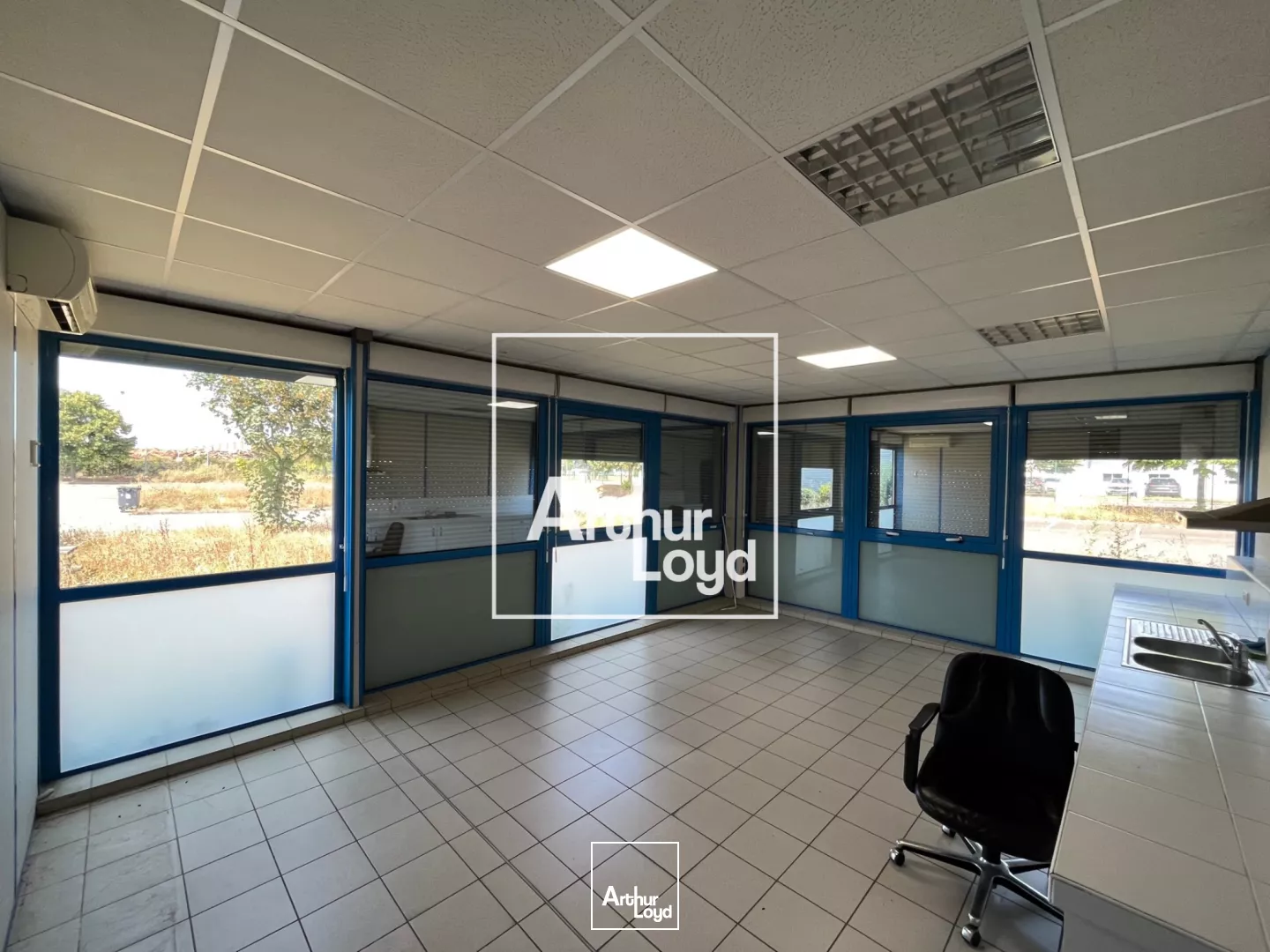 ENTREPÔT LOGISTIQUE À LOUER - MONTAUBAN