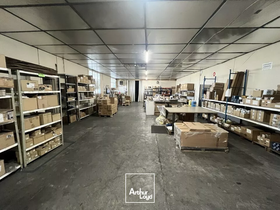 LOCAL D ACTIVITE A LOUER - ZONE DYNAMIQUE NIORT/LA CRECHE