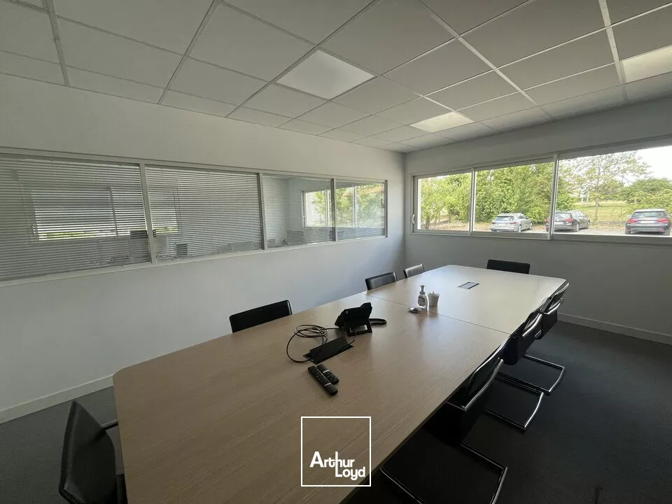 LOCAL D ACTIVITE A LOUER - ZONE DYNAMIQUE NIORT/LA CRECHE