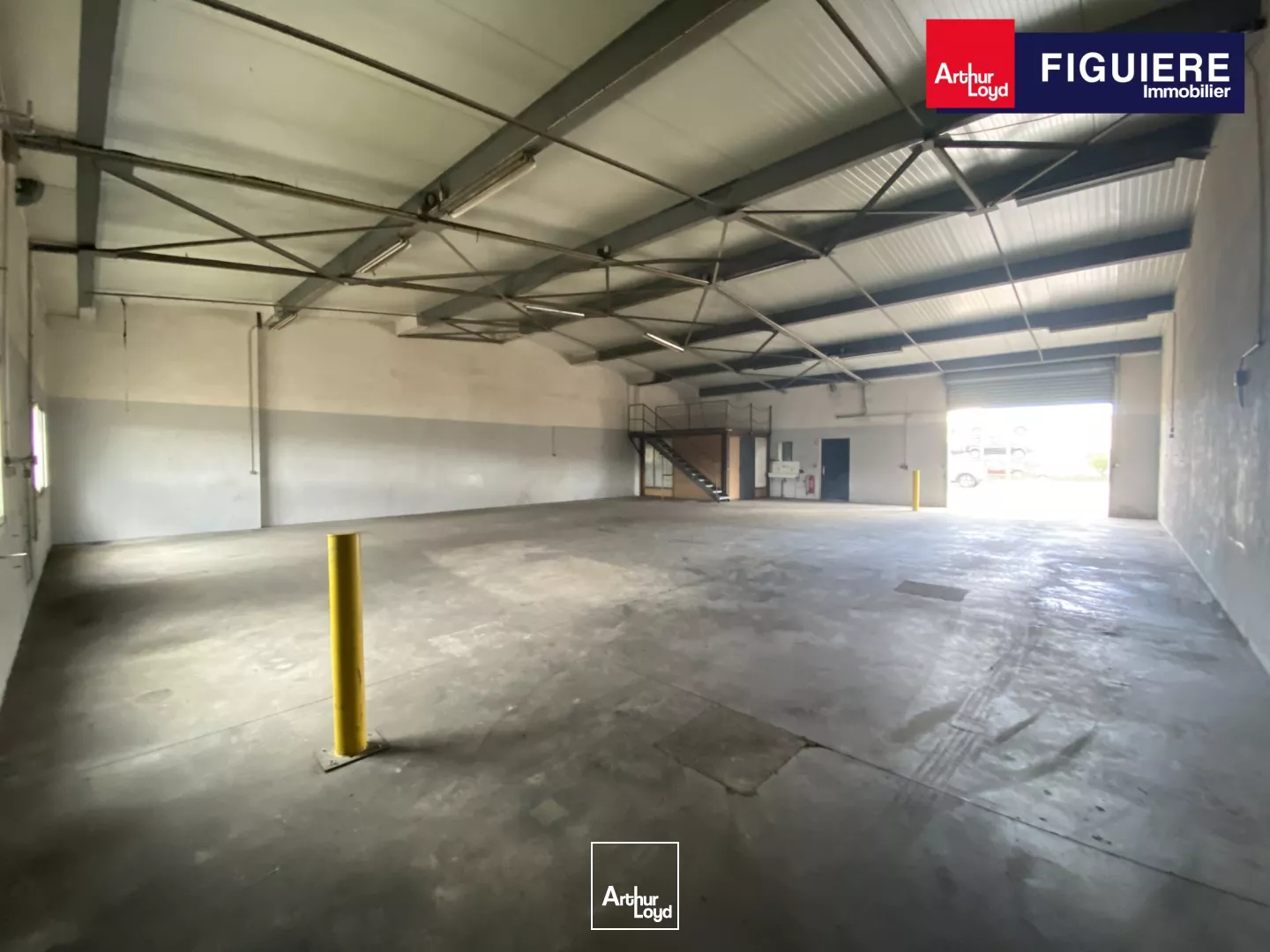 320m² de local d'activité à louer Zone du TUBE à ISTRES