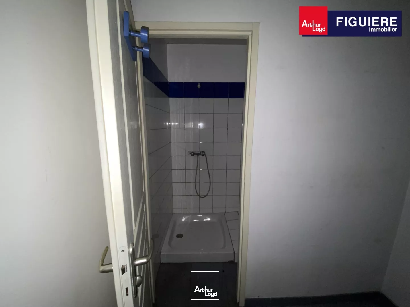 320m² de local d'activité à louer Zone du TUBE à ISTRES