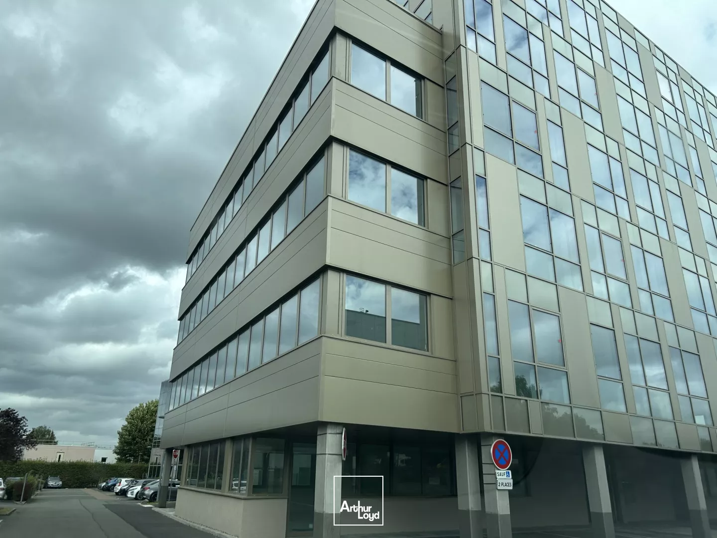 Bureaux neufs à louer avec effet d'enseigne à Villeneuve d'Ascq