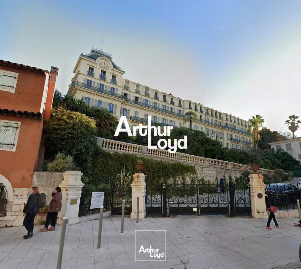 A LOUER BUREAUX PMR DE 274 M² - CENTRE VILLE DE NICE
