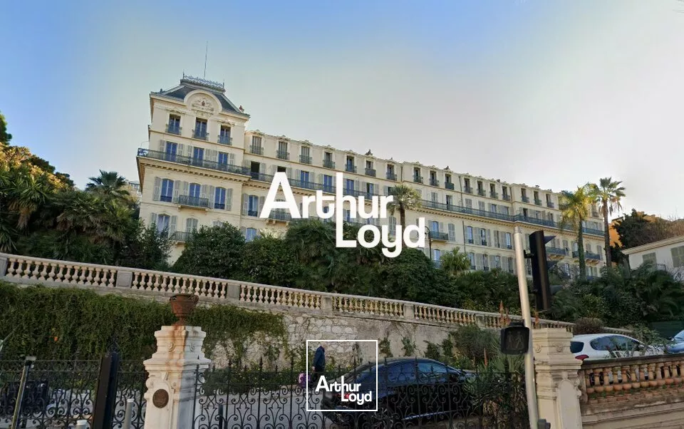 A LOUER BUREAUX PMR DE 274 M² - CENTRE VILLE DE NICE