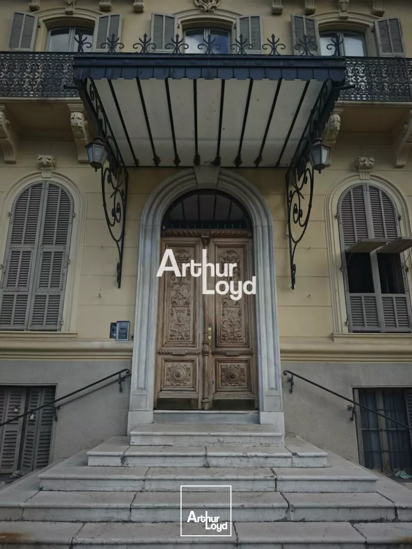 A LOUER BUREAUX PMR DE 274 M² - CENTRE VILLE DE NICE