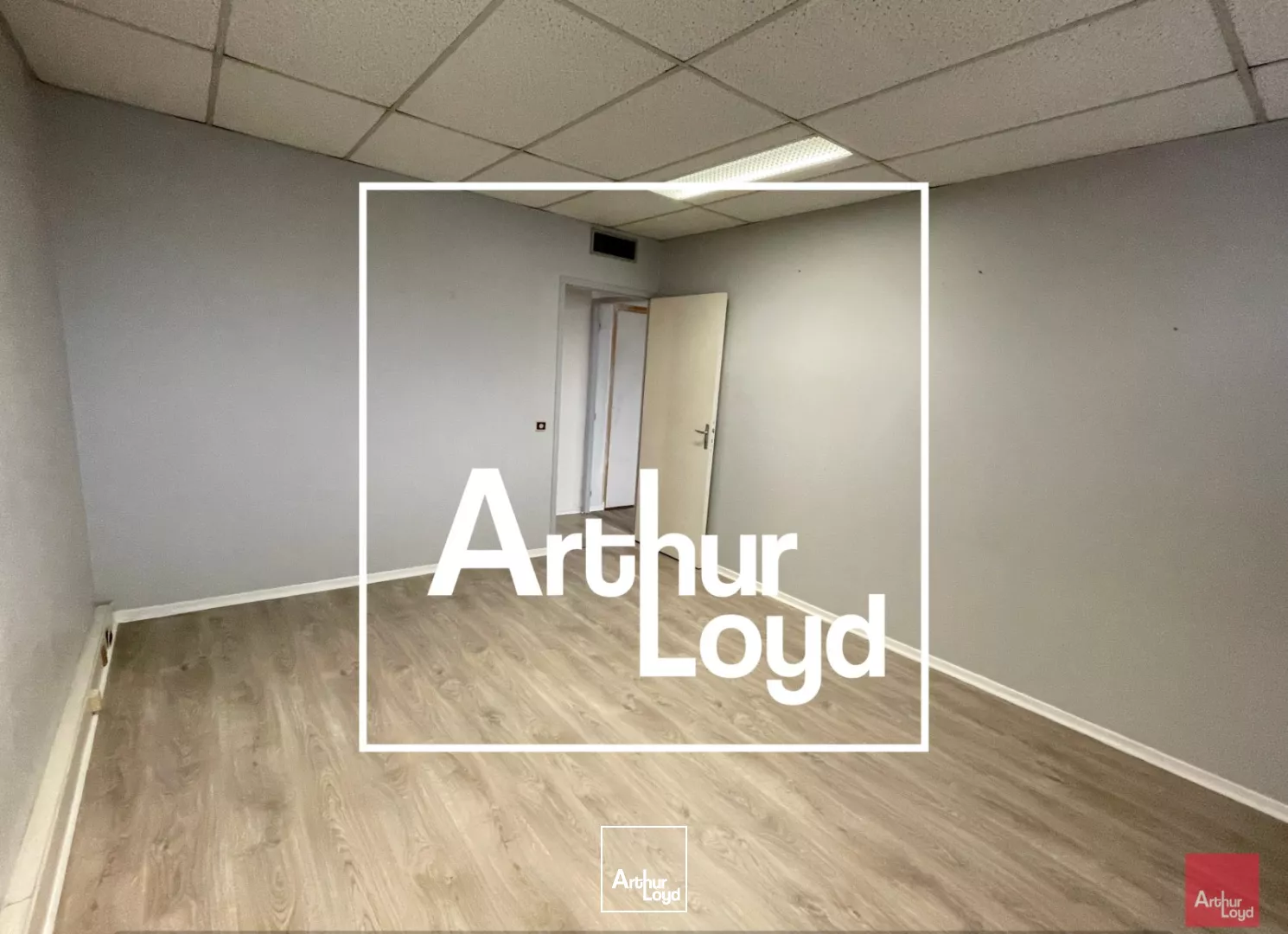 BUREAUX A VENDRE - VILLE ACTIVE- NIMES OUEST 