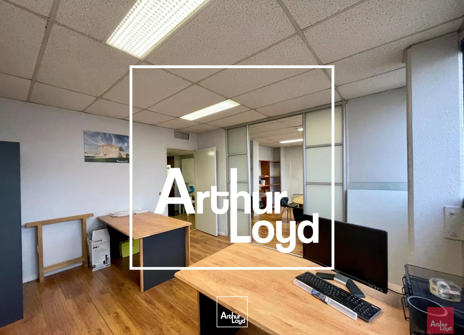 BUREAUX A VENDRE - VILLE ACTIVE- NIMES OUEST 