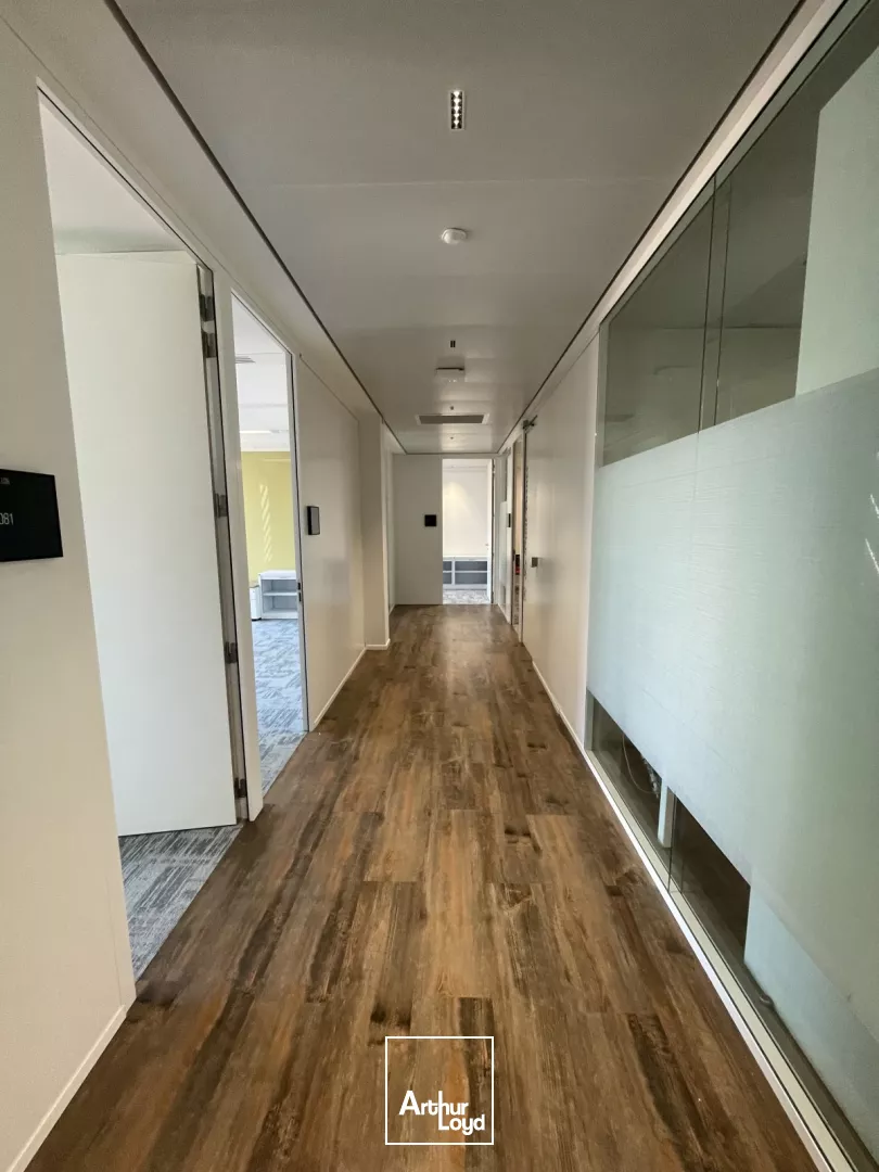 Bureaux à louer au pied de la Gare Lille Flandres - Emplacement stratégique et prestations premium