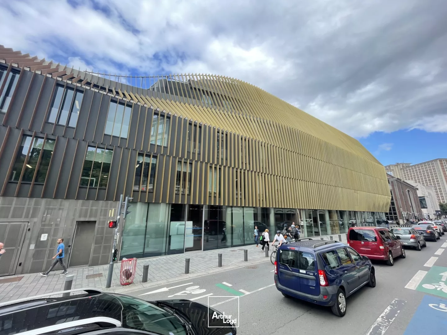Bureaux à louer au pied de la Gare Lille Flandres - Emplacement stratégique et prestations premium
