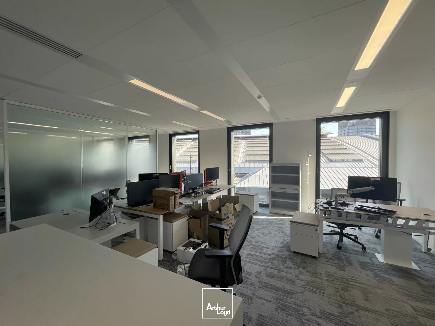 Bureaux à louer au pied de la Gare Lille Flandres - Emplacement stratégique et prestations premium