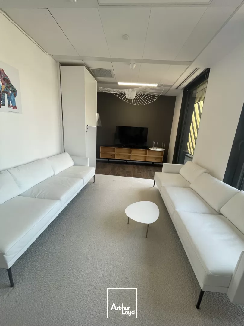 Bureaux à louer au pied de la Gare Lille Flandres - Emplacement stratégique et prestations premium