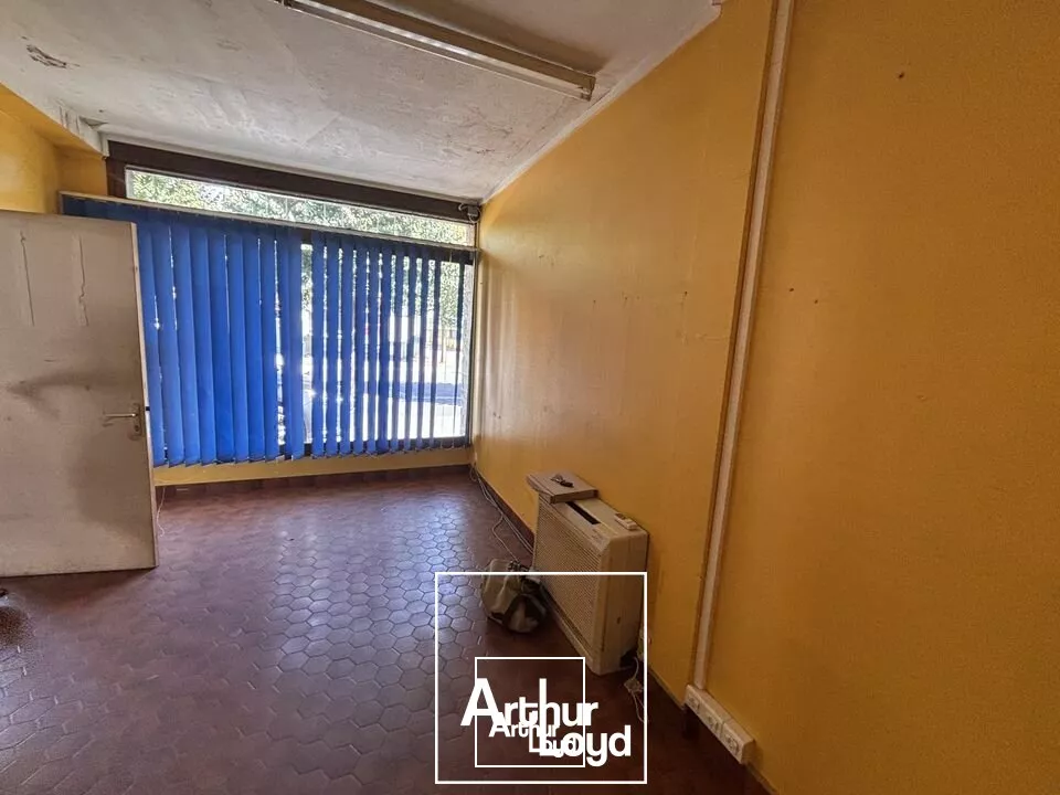 BUREAUX location à BRIVE-LA-GAILLARDE 19100