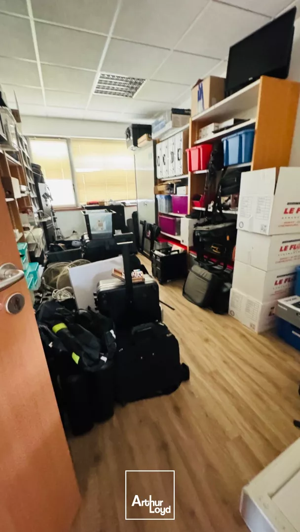 A LOUER A VENDRE PLATEAU DE BUREAUX PORT DE COMMERCE BREST