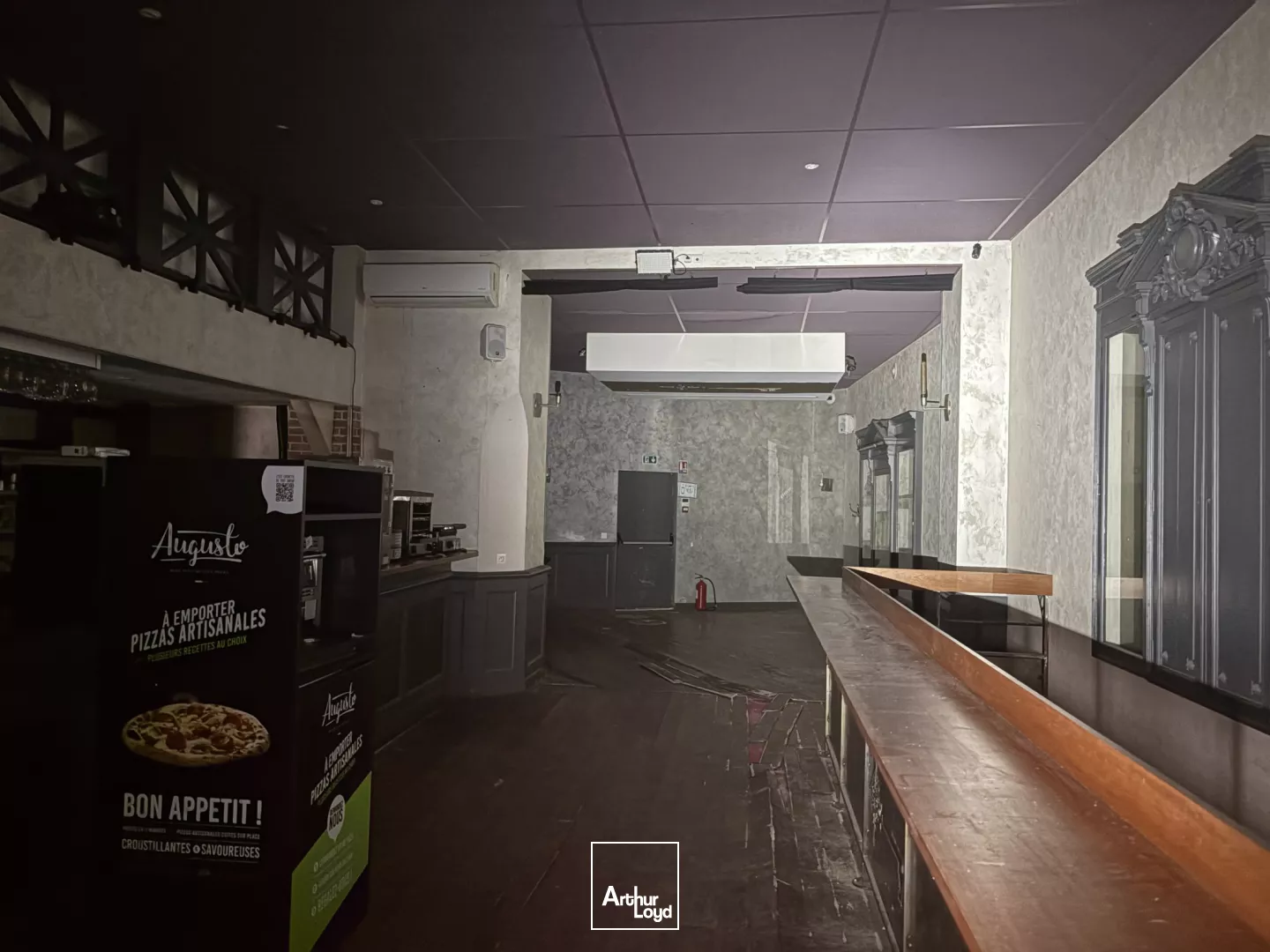 A VENDRE LOCAL COMMERCIAL HYPER CENTRE ORLEANS 