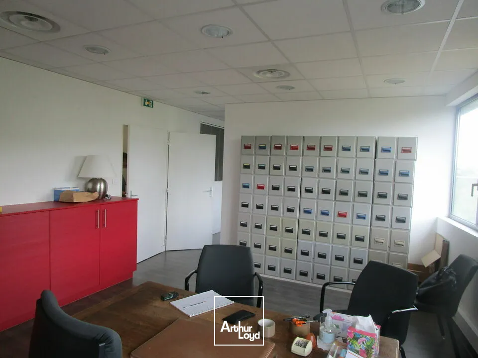 A LOUER bureaux proche hôpitalCabinet médical 60 m²