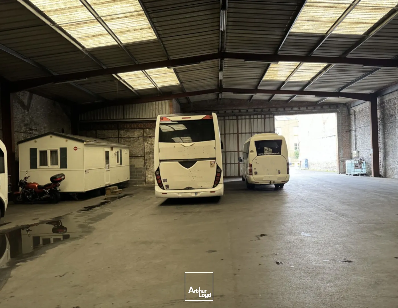 Très rare à ROUBAIX entrepôt à vendre 