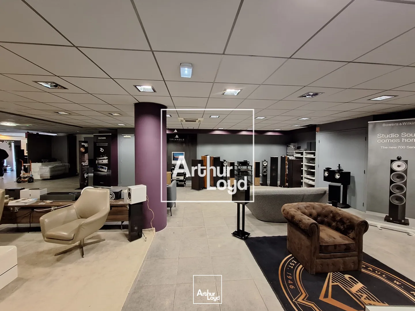 Local Commercial Nîmes : Visibilité Premium sur Axe Majeur - A vendre - Secteur Colisée