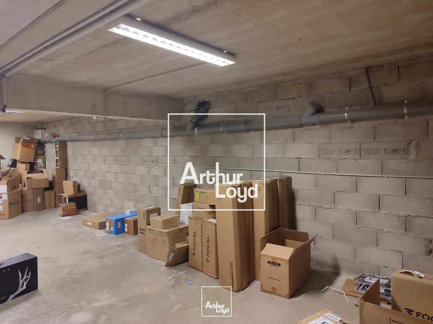 Local Commercial Nîmes : Visibilité Premium sur Axe Majeur - A vendre - Secteur Colisée