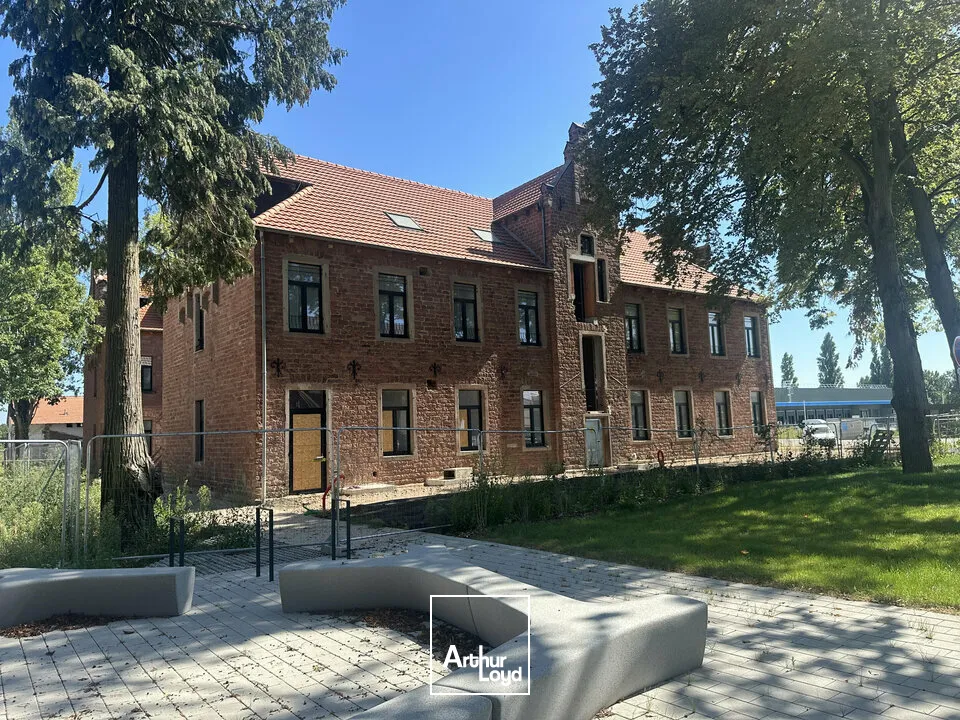 BUREAUX à VENDRE de 837 m²