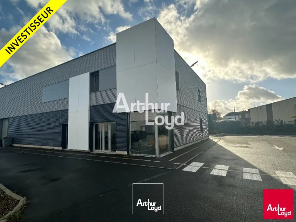 RENNES - LOCAL D'ACTIVITES A VENDRE, AVEC LOCATAIRE EN PLACE - 370 M²