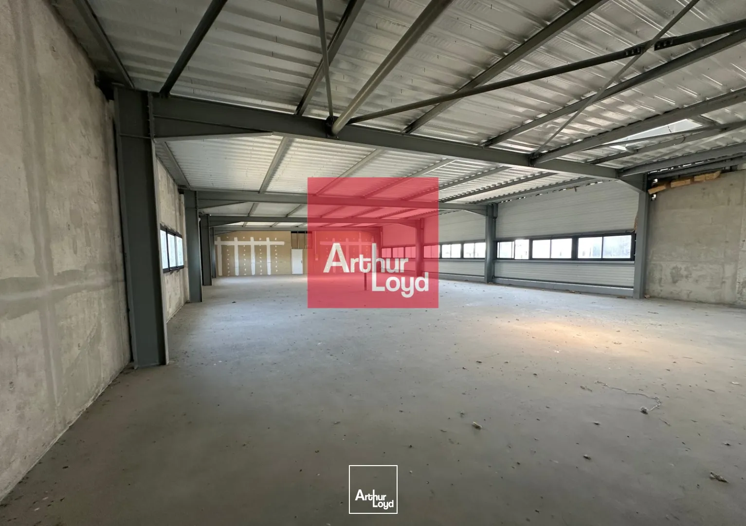 BUREAUX PMR A LOUER - BONNE VISIBLITE - ALES 