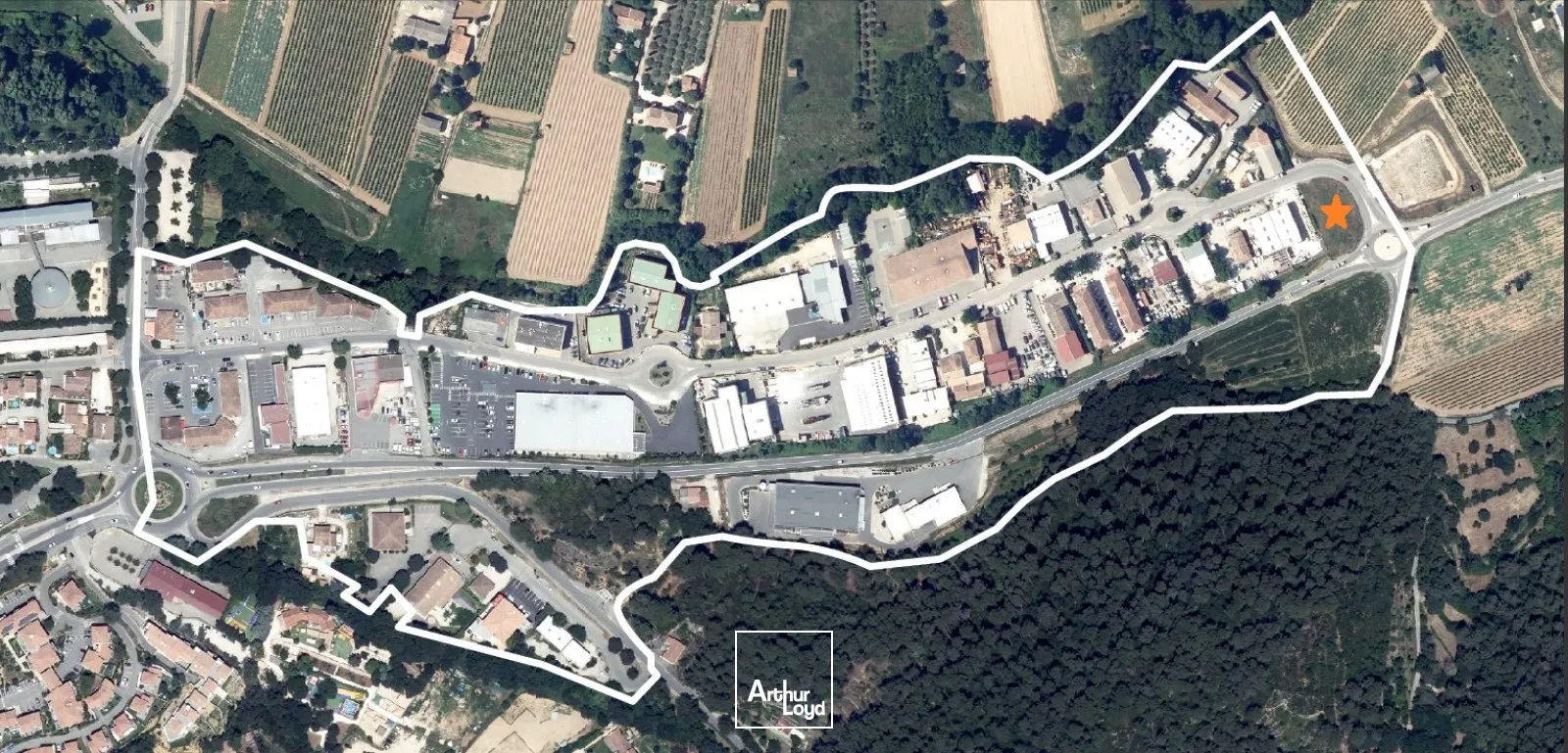 Terrain à louer en bail à construire - Très belle visibilité - ZA Le Pujol - Auriol